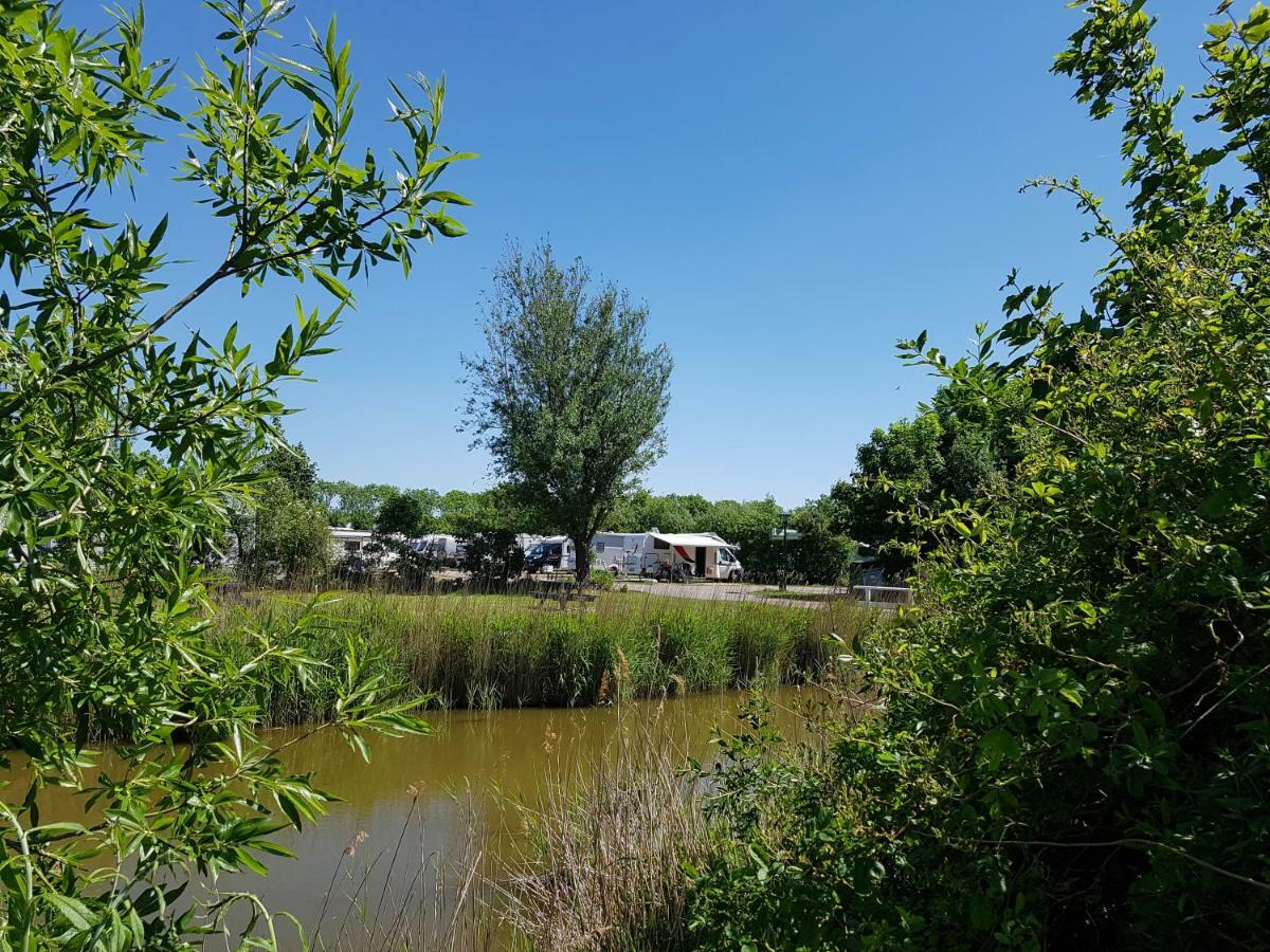 Luxe Lodge Zeehoeve Harlingen Exterior photo